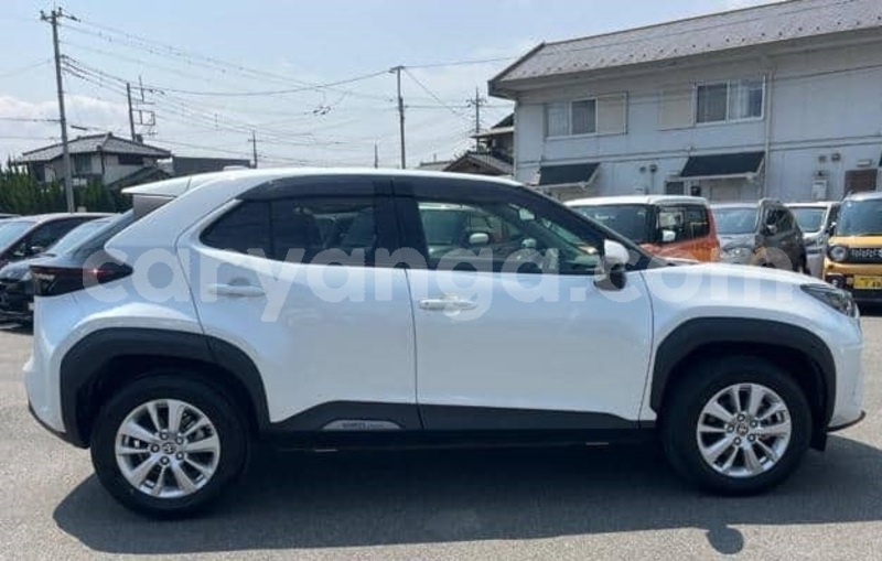 Big with watermark toyota yaris malawi lilongwe 16416