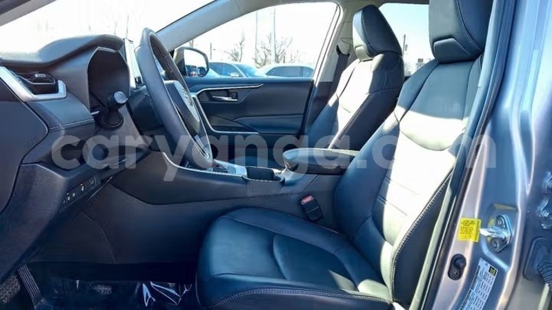 Big with watermark toyota rav4 malawi lilongwe 16418