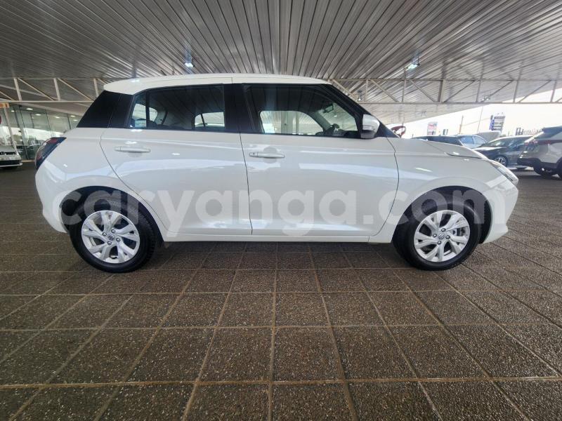 Big with watermark suzuki swift malawi lilongwe 16429