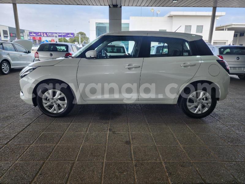 Big with watermark suzuki swift malawi lilongwe 16429