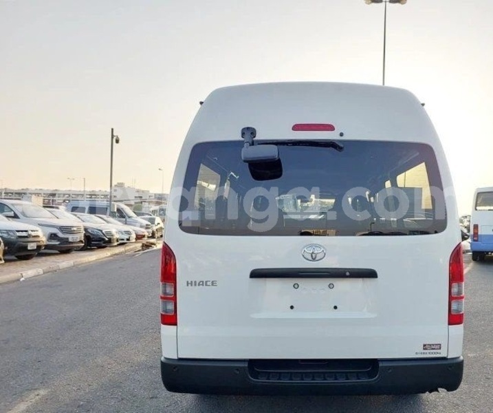 Big with watermark toyota hiace malawi lilongwe 16452