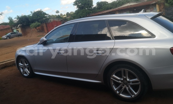 Nunua Mpya Audi A4 Silver Gari ndani ya Lilongwe nchini Malawi Nunua Mpya Audi A4 Silver Gari ndani ya Lilongwe nchini Malawi