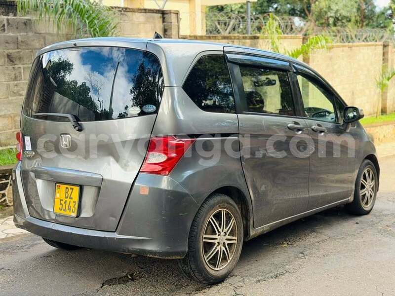 Big with watermark honda freed malawi blantyre 16470