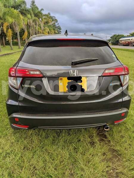 Big with watermark honda vezel malawi blantyre 16472