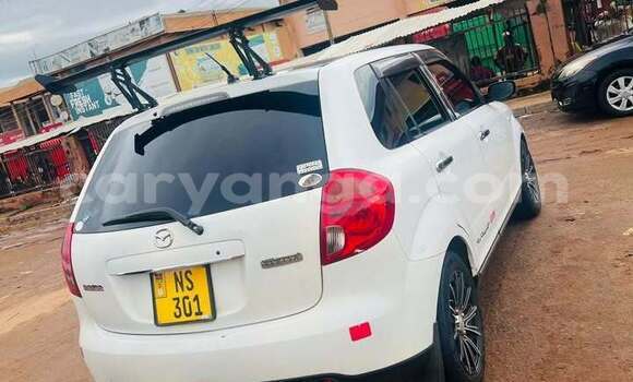 Acheter Occasion Voiture Mazda Verisa Blanc à Lilongwe, Malawi Acheter Occasion Voiture Mazda Verisa Blanc à Lilongwe, Malawi