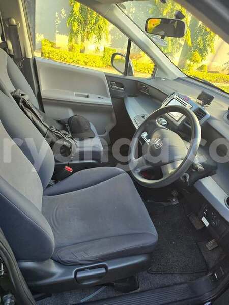 Big with watermark honda freed malawi blantyre 16490