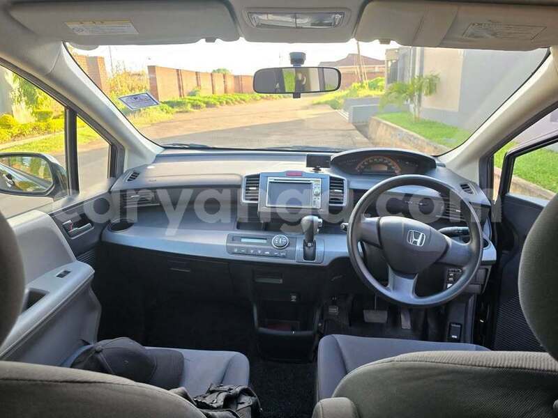 Big with watermark honda freed malawi blantyre 16490