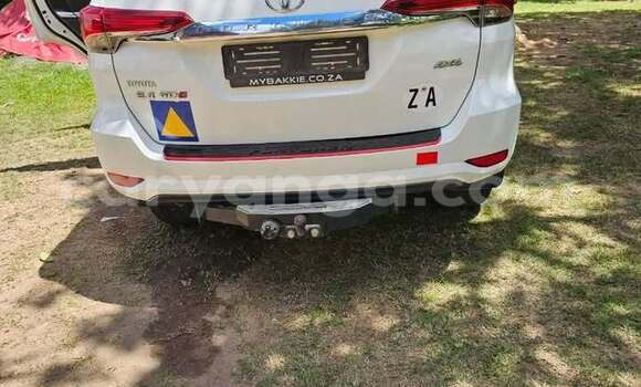 Buy Used Toyota Fortuner White Car in Blantyre in Malawi Buy Used Toyota Fortuner White Car in Blantyre in Malawi