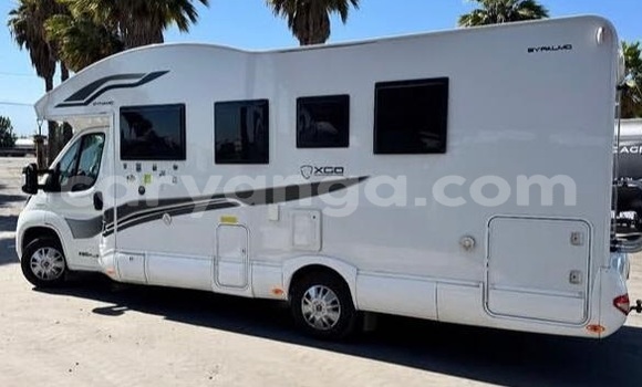 Buy Used Fiat Ulysse White Car in Lilongwe in Malawi Buy Used Fiat Ulysse White Car in Lilongwe in Malawi