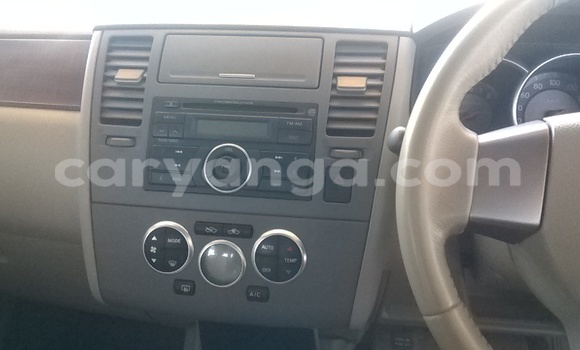 Acheter Neuf Voiture Nissan Tilda Bleu à Lilongwe, Malawi Acheter Neuf Voiture Nissan Tilda Bleu à Lilongwe, Malawi