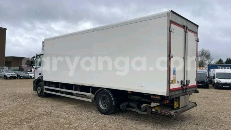 Big with watermark mercedes benz truck malawi lilongwe 16506