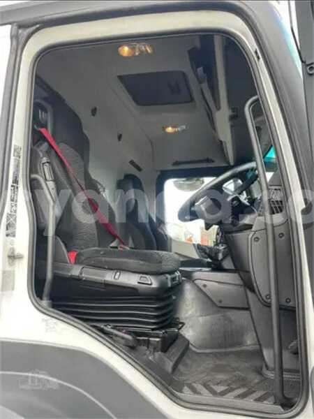 Big with watermark mercedes benz truck malawi lilongwe 16506