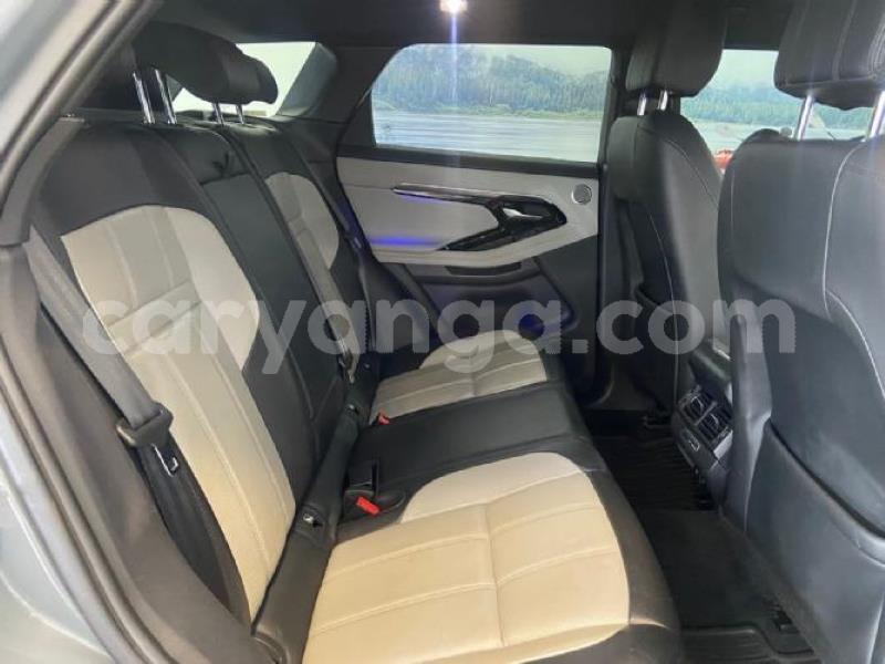 Big with watermark land rover range rover evoque malawi lilongwe 16518