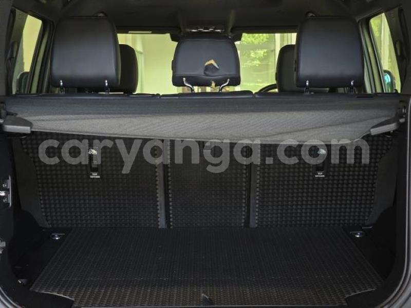 Big with watermark land rover defender malawi lilongwe 16519