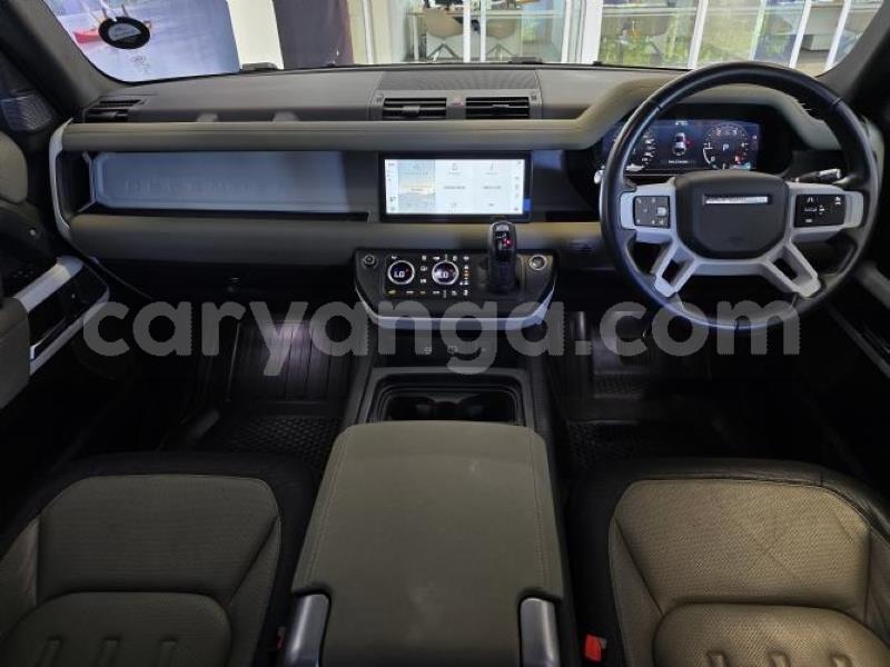 Big with watermark land rover defender malawi lilongwe 16519