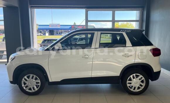 Buy Used Toyota Starlet White Car in Lilongwe in Malawi Buy Used Toyota Starlet White Car in Lilongwe in Malawi
