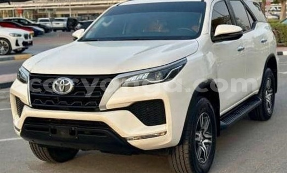 Buy Used Toyota Fortuner White Car in Lilongwe in Malawi Buy Used Toyota Fortuner White Car in Lilongwe in Malawi
