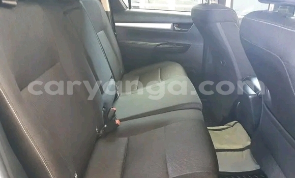 Buy Used Toyota Hilux White Car in Lilongwe in Malawi Buy Used Toyota Hilux White Car in Lilongwe in Malawi
