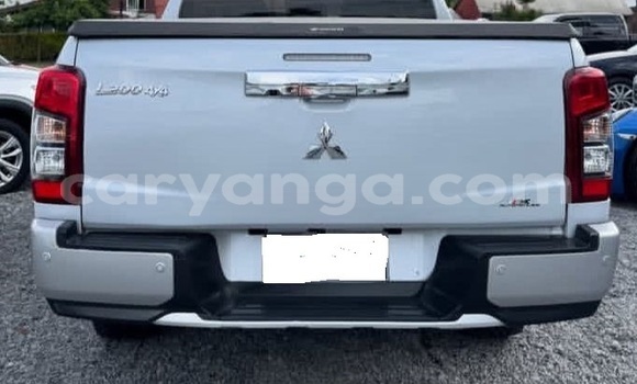 Buy Used Mitsubishi L200 White Car in Lilongwe in Malawi Buy Used Mitsubishi L200 White Car in Lilongwe in Malawi