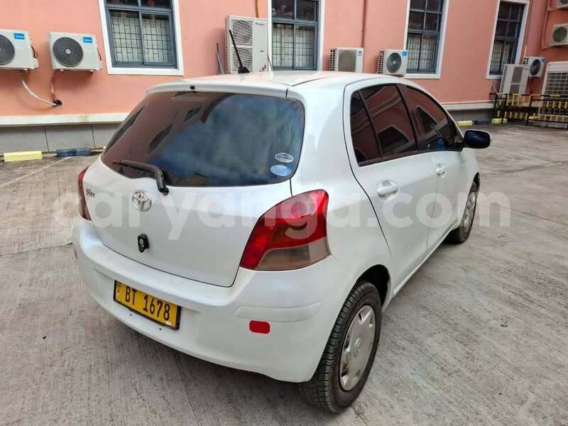 Big with watermark toyota vitz chikwawa chikwawa 16560