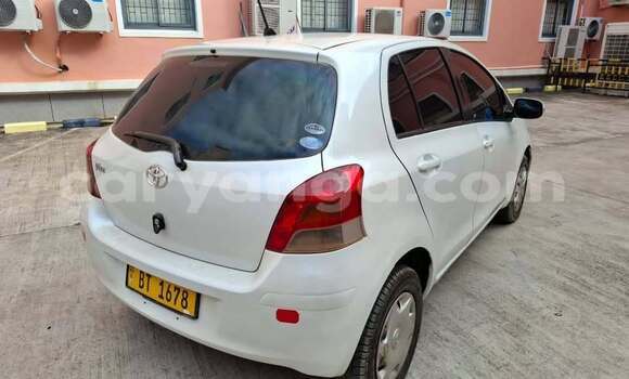 Acheter Occasion Voiture Toyota Vitz Blanc à Chikwawa, Chikwawa Acheter Occasion Voiture Toyota Vitz Blanc à Chikwawa, Chikwawa