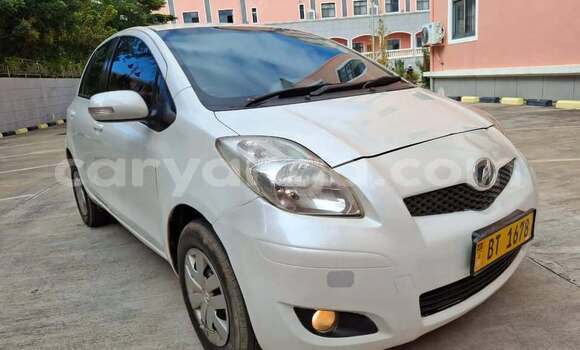 Acheter Occasion Voiture Toyota Vitz Blanc à Chikwawa, Chikwawa Acheter Occasion Voiture Toyota Vitz Blanc à Chikwawa, Chikwawa