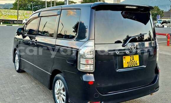 Acheter Occasion Voiture Toyota Voxy Noir à Blantyre, Malawi Acheter Occasion Voiture Toyota Voxy Noir à Blantyre, Malawi