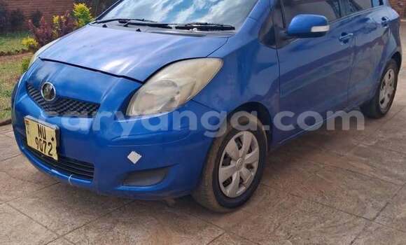 Buy Used Toyota Vitz Blue Car in Blantyre in Malawi