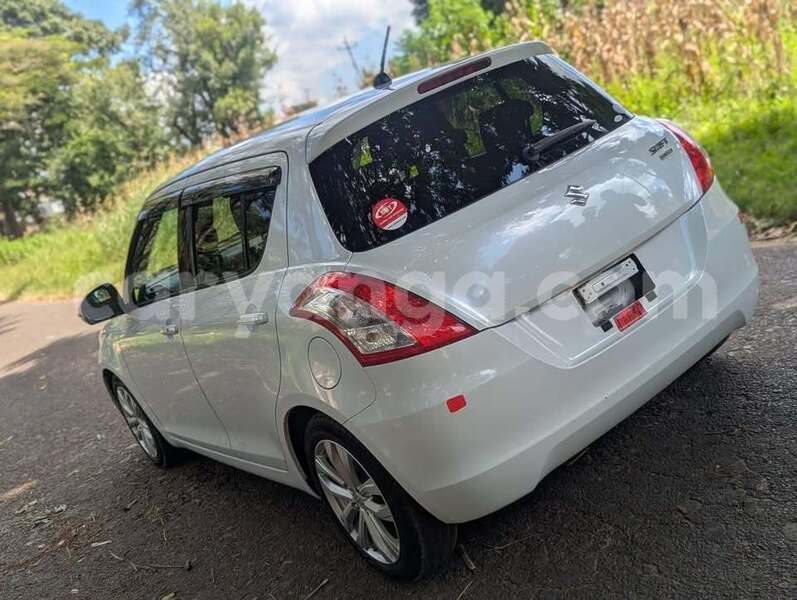 Big with watermark suzuki swift malawi blantyre 16570