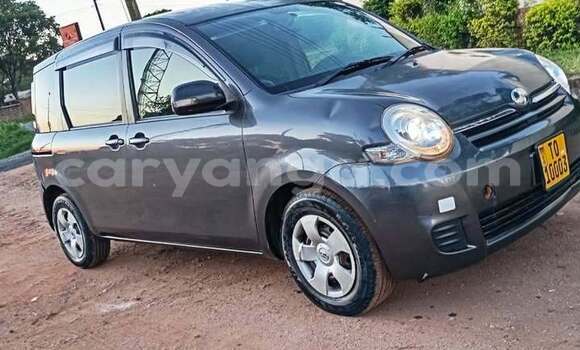 Buy Used Toyota Sienta Other Car in Blantyre in Malawi