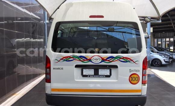 Buy Used Toyota Hiace White Car in Lilongwe in Malawi Buy Used Toyota Hiace White Car in Lilongwe in Malawi