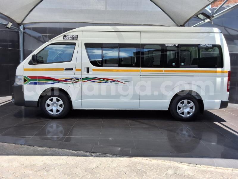 Big with watermark toyota hiace malawi lilongwe 16595