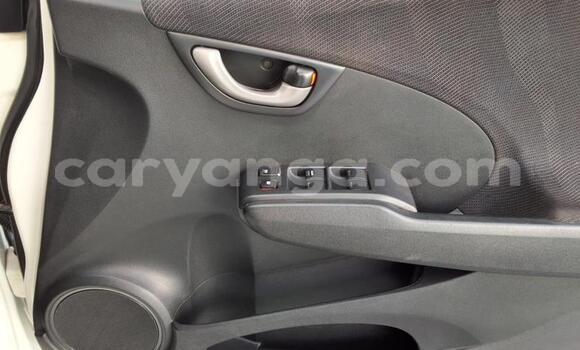 Buy Used Honda Jazz White Car in Lilongwe in Malawi Buy Used Honda Jazz White Car in Lilongwe in Malawi
