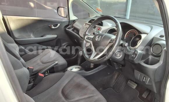 Buy Used Honda Jazz White Car in Lilongwe in Malawi Buy Used Honda Jazz White Car in Lilongwe in Malawi