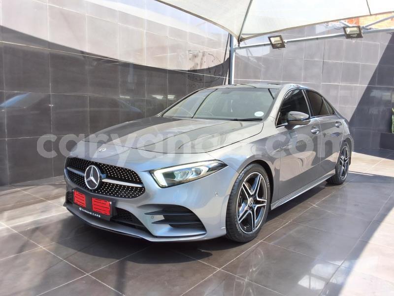 Big with watermark mercedes benz a200 malawi lilongwe 16598