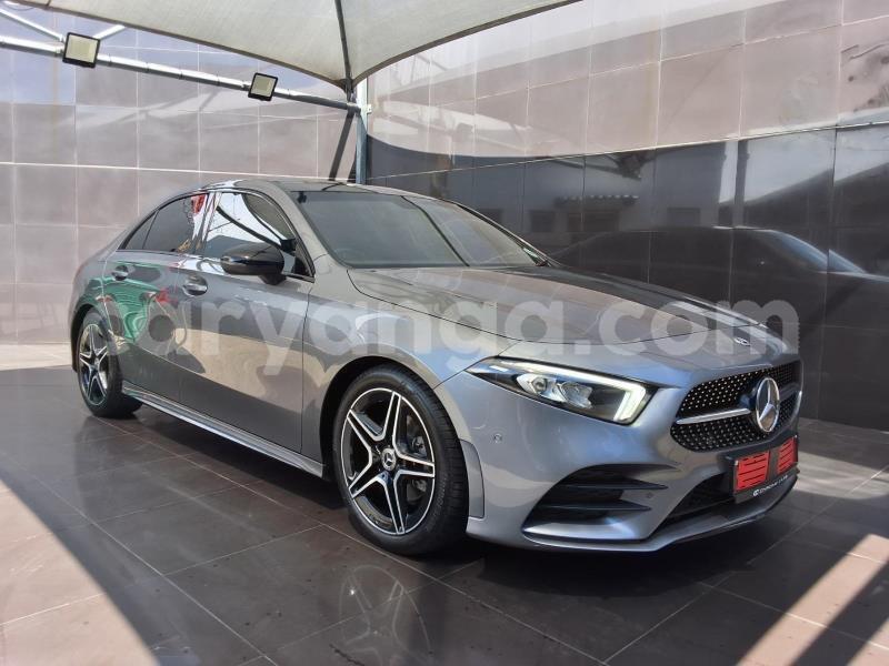 Big with watermark mercedes benz a200 malawi lilongwe 16598