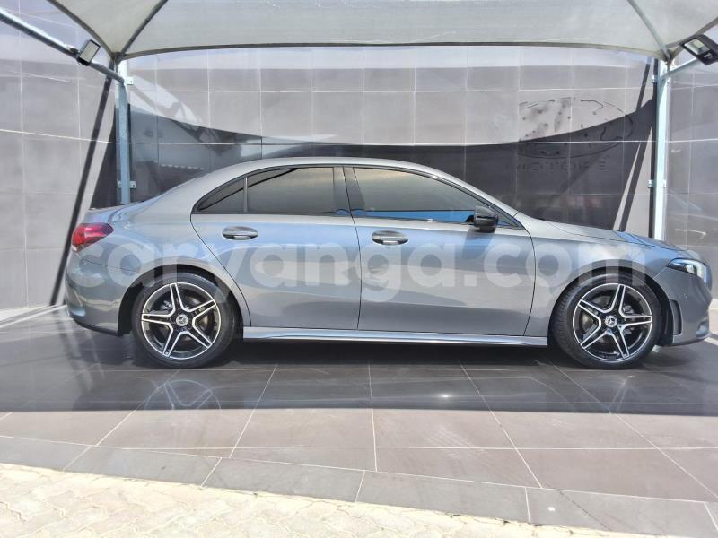 Big with watermark mercedes benz a200 malawi lilongwe 16598