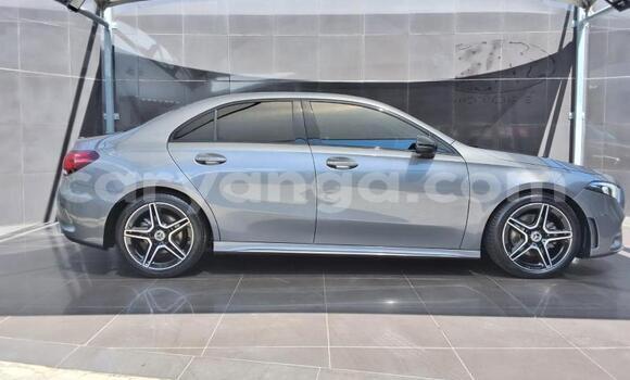 Buy Used Mercedes-Benz A200 Silver Car in Lilongwe in Malawi Buy Used Mercedes-Benz A200 Silver Car in Lilongwe in Malawi