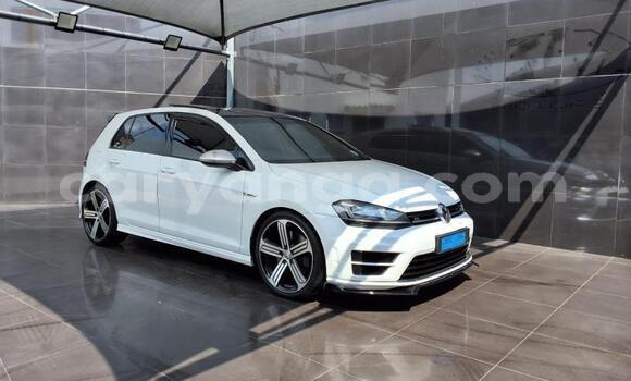 Buy Used Volkswagen Golf R White Car in Lilongwe in Malawi Buy Used Volkswagen Golf R White Car in Lilongwe in Malawi