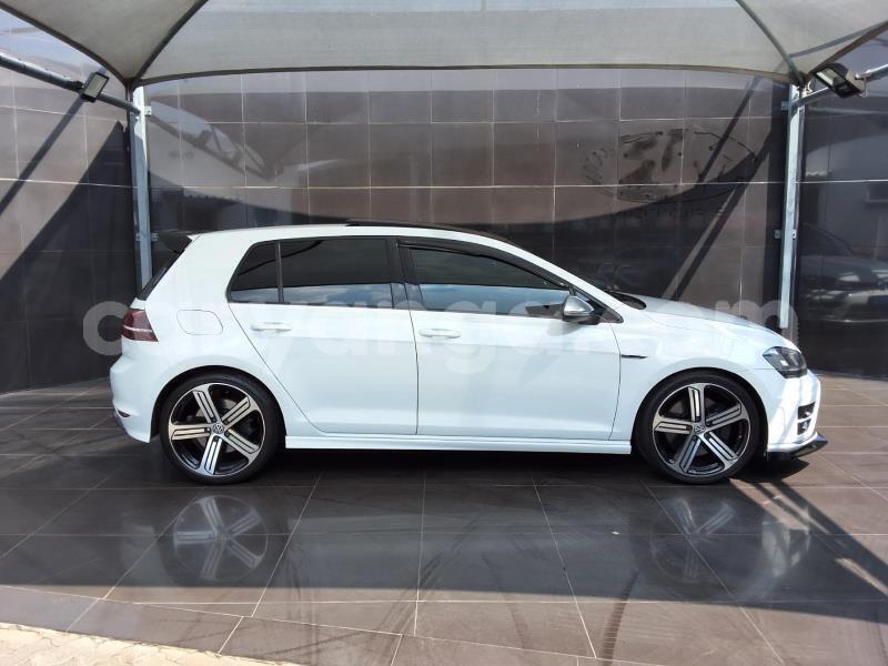 Big with watermark volkswagen golf r malawi lilongwe 16599