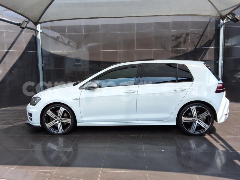 Big with watermark volkswagen golf r malawi lilongwe 16599