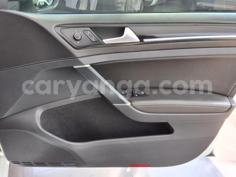 Big with watermark volkswagen golf r malawi lilongwe 16599