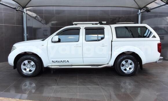Buy Used Nissan Navara White Car in Lilongwe in Malawi Buy Used Nissan Navara White Car in Lilongwe in Malawi