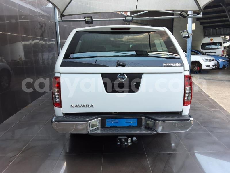 Big with watermark nissan navara malawi lilongwe 16600