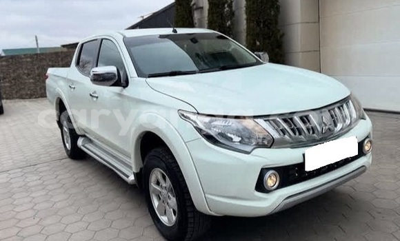 Buy Used Mitsubishi L200 White Car in Lilongwe in Malawi Buy Used Mitsubishi L200 White Car in Lilongwe in Malawi