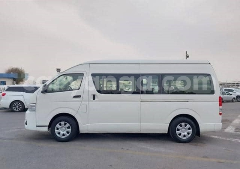 Big with watermark toyota hiace malawi lilongwe 16605
