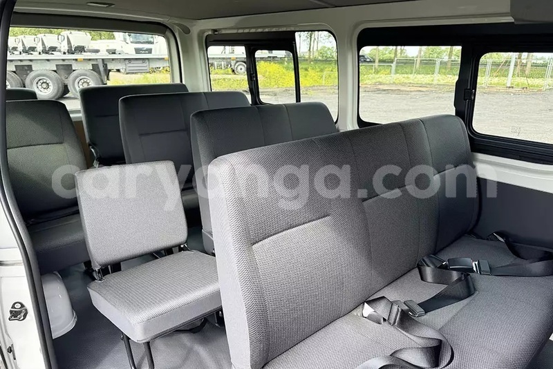 Big with watermark toyota hiace dowa dowa 16618