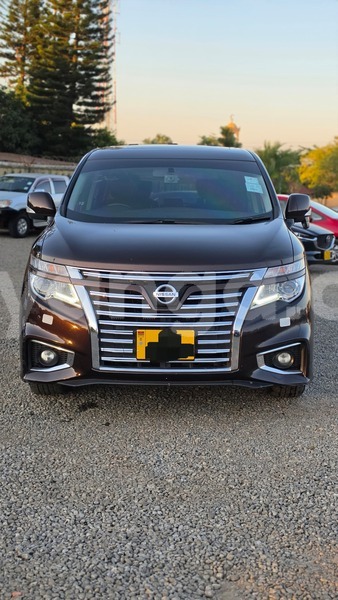 Big with watermark nissan elgrand malawi lilongwe 16629