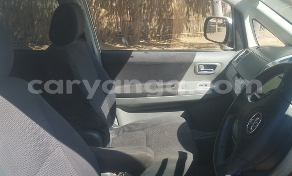 Buy Used Toyota Voxy Silver Car in Blantyre in Malawi Buy Used Toyota Voxy Silver Car in Blantyre in Malawi