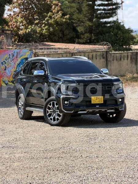 Big with watermark ford everest malawi lilongwe 16631